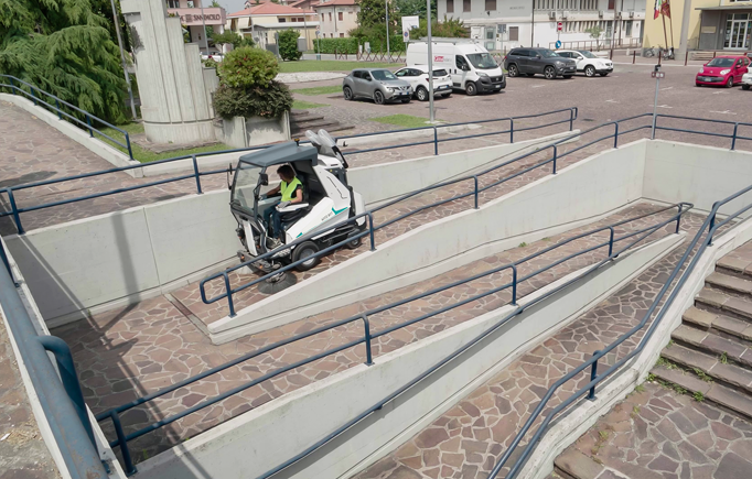 sottopassaggio_spazzatrice-mp-ht_1